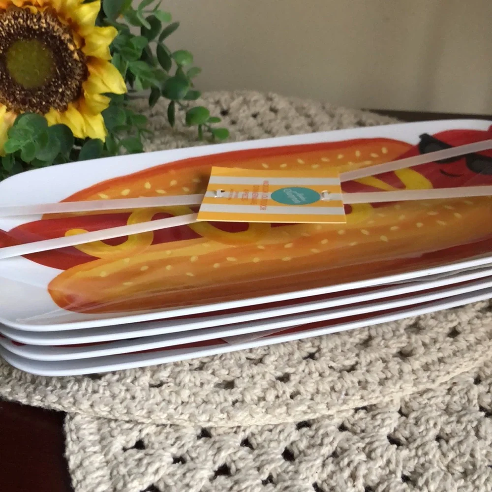 Hot Dog Melamine Serving Dinner Plates - set of 4